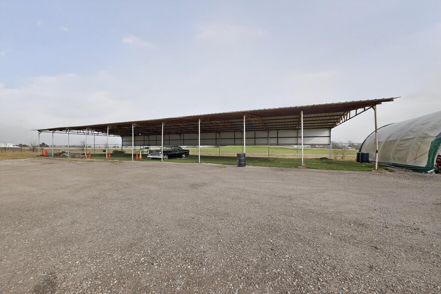 More Photos Of 700 E Main St, Richland Warehouse For Sale