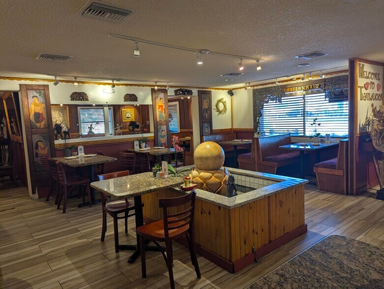More Photos Of 7923 US Highway 19, Port Richey Restaurant For Sale