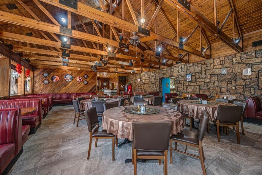 More Photos Of 4601 SE 29th St, Oklahoma City Restaurant For Sale