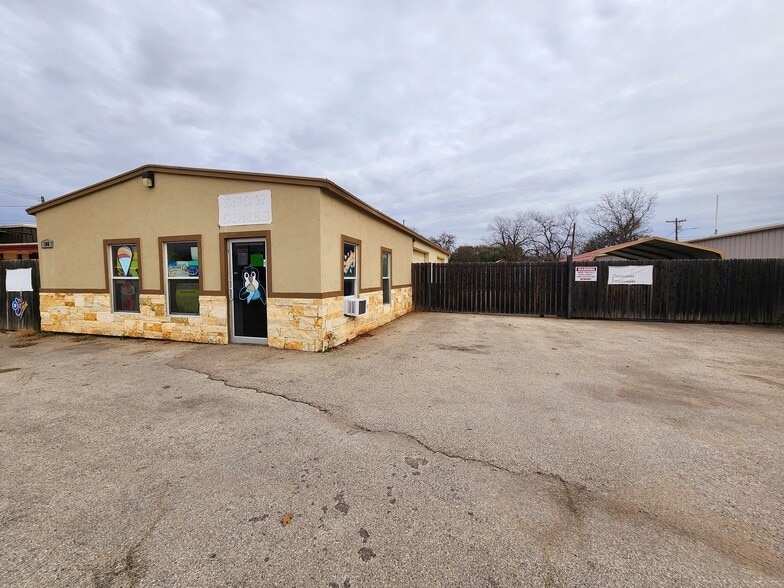 Primary Photo Of 108 Schertz Pky, Schertz Auto Repair For Sale