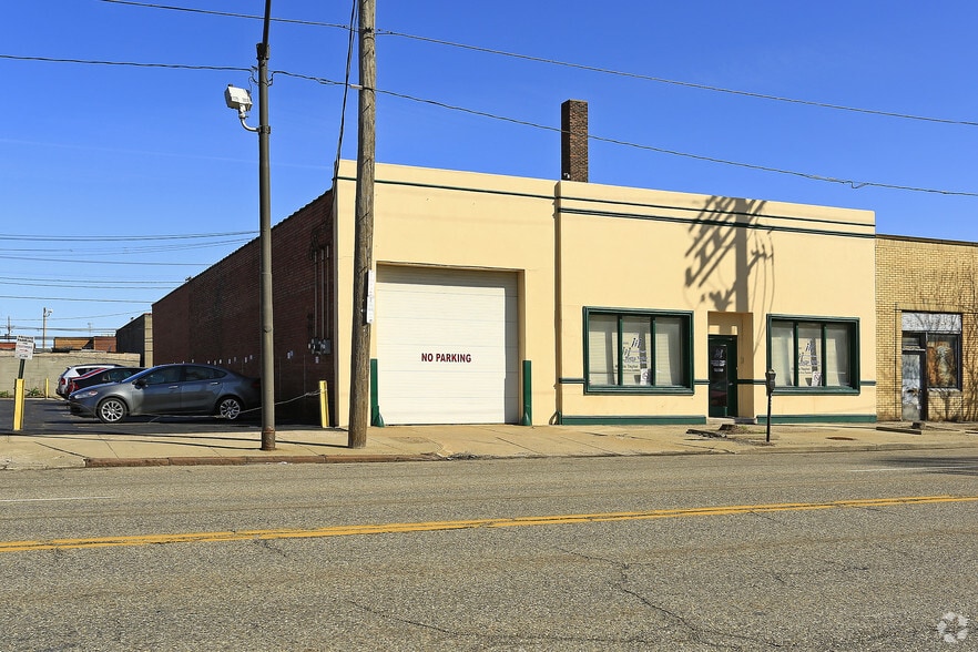 Primary Photo Of 2121 St Clair Ave, Cleveland Office For Sale