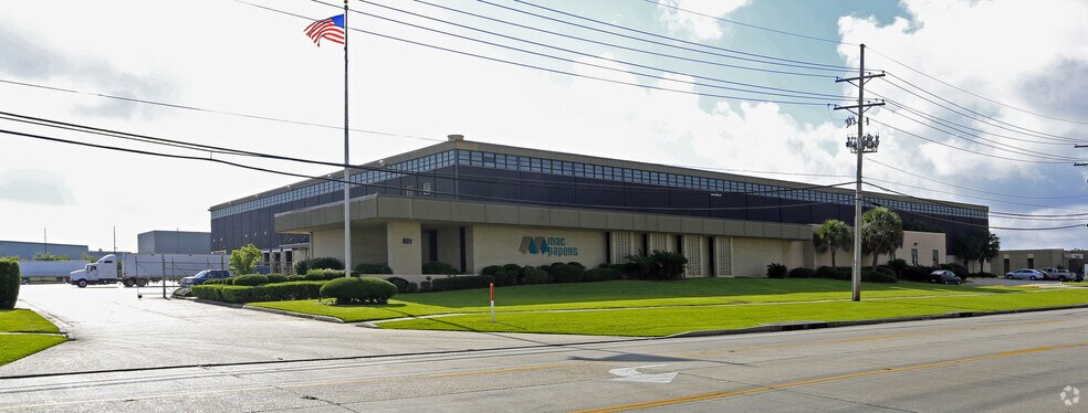 Primary Photo Of 801 Edwards Ave, New Orleans Distribution For Lease