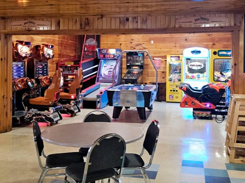 More Photos Of 181 Waterville Rd, Belfast Restaurant For Sale