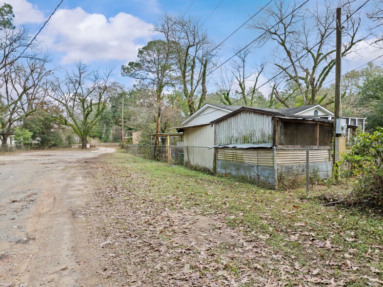 More Photos Of 515 Pine Bluff Rd, Albany Manufactured Housing Mobile Home Park For Sale