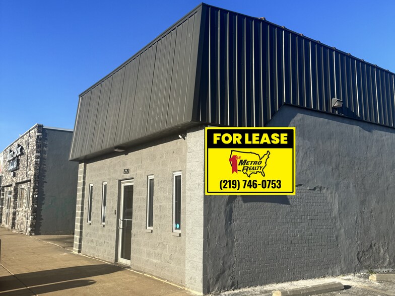 Primary Photo Of 1530 Broadway, Gary Storefront For Lease