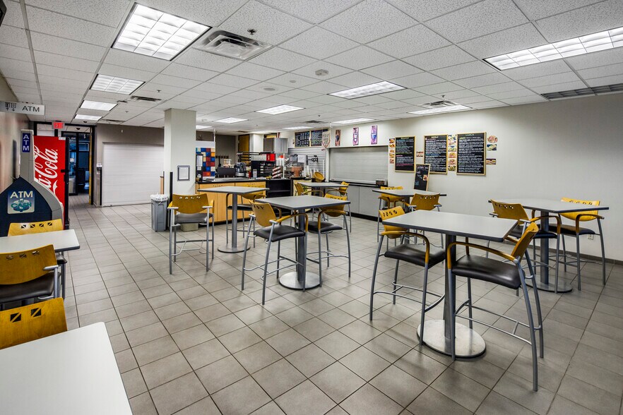 More Photos Of 2149 W Dunlap Ave, Phoenix Schools For Sale