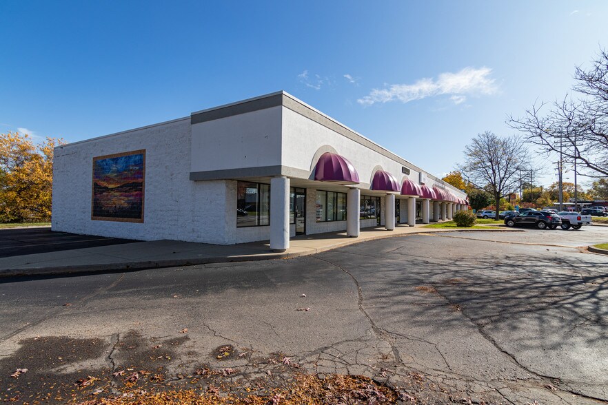 Primary Photo Of 3725 S Saginaw St, Flint Storefront For Sale