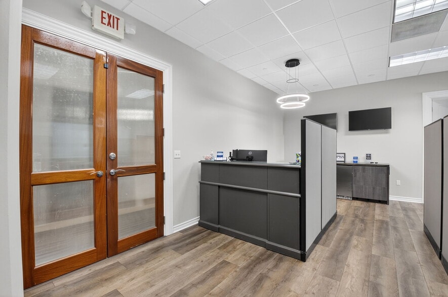 More Photos Of 2799 NW 2nd Ave, Boca Raton Office For Sale