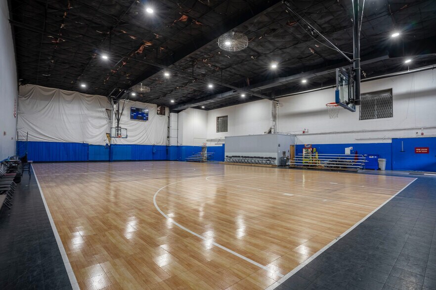 More Photos Of 8160 Regent Pky, Fort Mill Flex For Lease