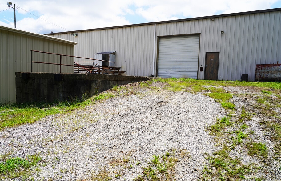 More Photos Of 4102 Highway 29 N, Belton Light Manufacturing For Lease