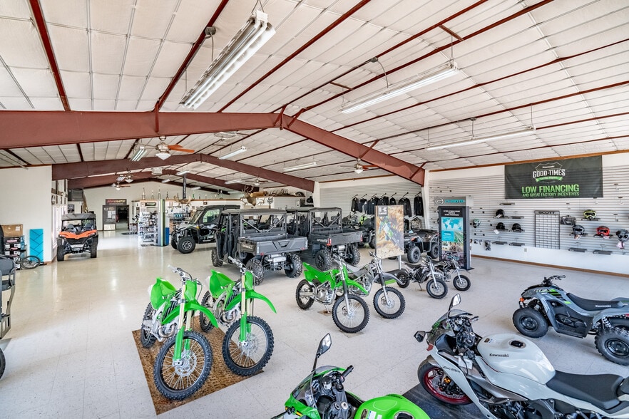 More Photos Of 1190 S 2nd St, Raton General Retail For Sale