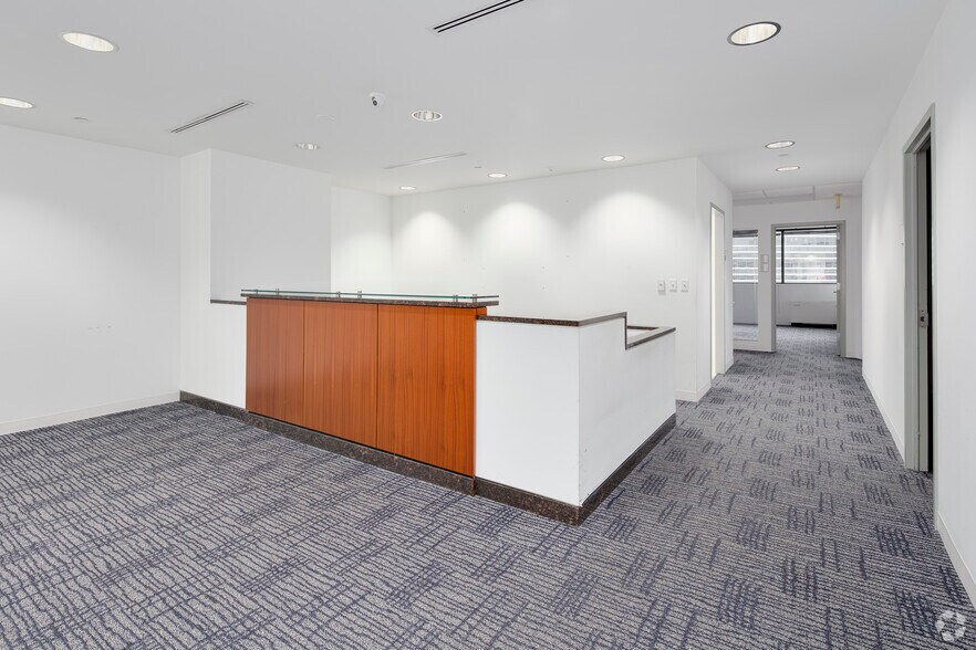 Photo of 9th Floor Ste 