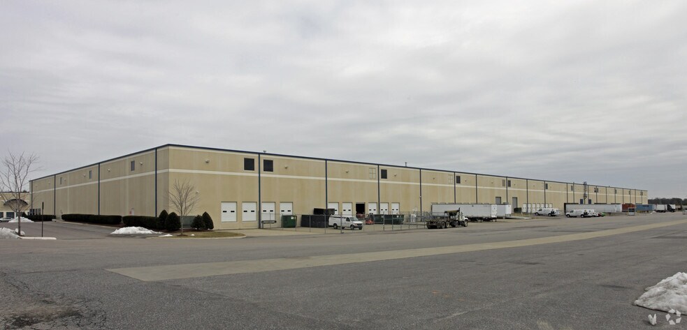 More Photos Of 1700-1790 Ruffin Mill Rd, Colonial Heights Distribution For Lease