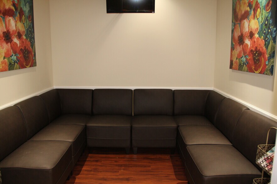 More Photos Of 13801 Bruce B Downs Blvd, Tampa Medical For Lease