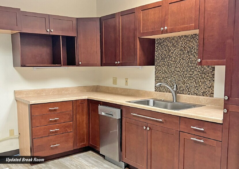 More Photos Of 320 Gold Ave SW, Albuquerque Office For Lease