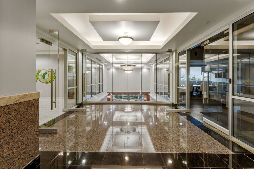 More Photos Of 2162-2180 Grove Pky, Pleasant Grove Office For Sale