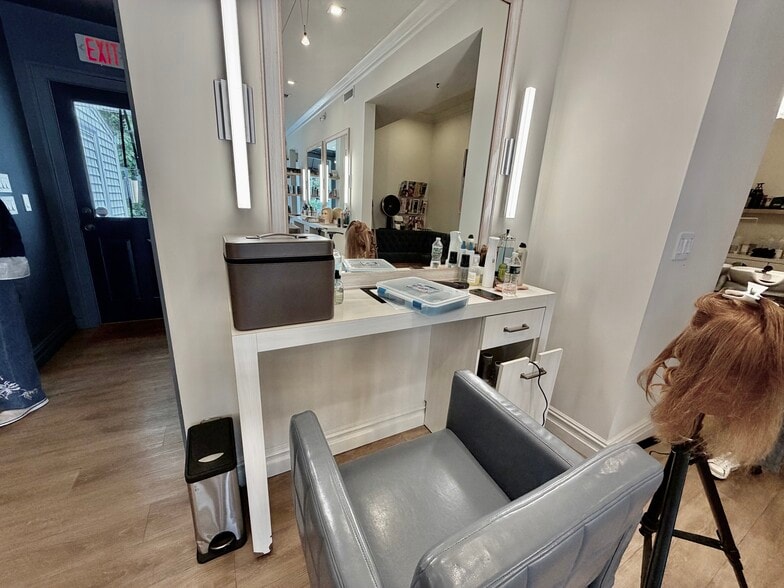 More Photos Of 272-278 Sound Beach Ave, Old Greenwich Storefront Retail Residential For Lease