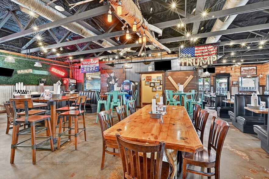 More Photos Of 301 N 1st St, Madill Restaurant For Sale