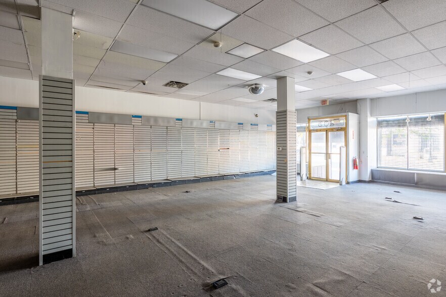 More Photos Of 201-205 Broad St, Elizabeth Storefront Retail Office For Lease