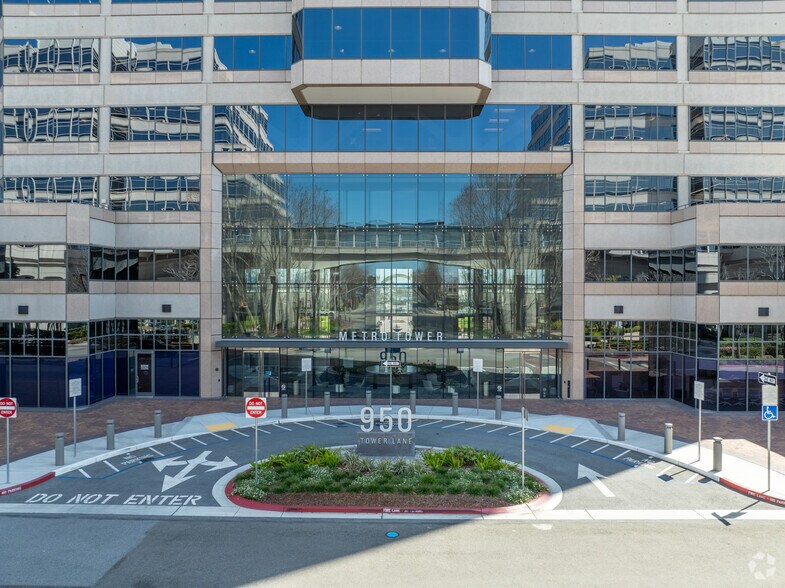 More Photos Of 950 Tower Ln, Foster City Office For Lease