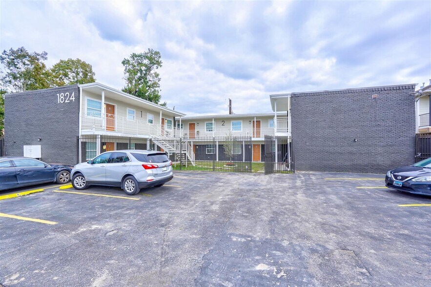 More Photos Of 1824 Thonig Rd, Houston Apartments For Sale