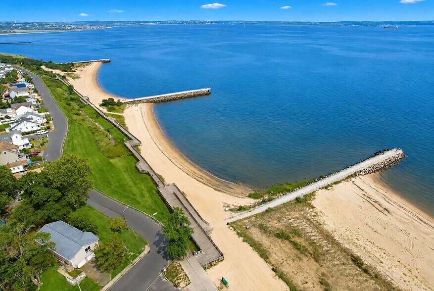 More Photos Of 275 Laurence Pky, South Amboy Apartments For Sale