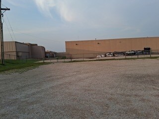 More Photos Of 1219 Hatcher St, Emporia Warehouse For Lease