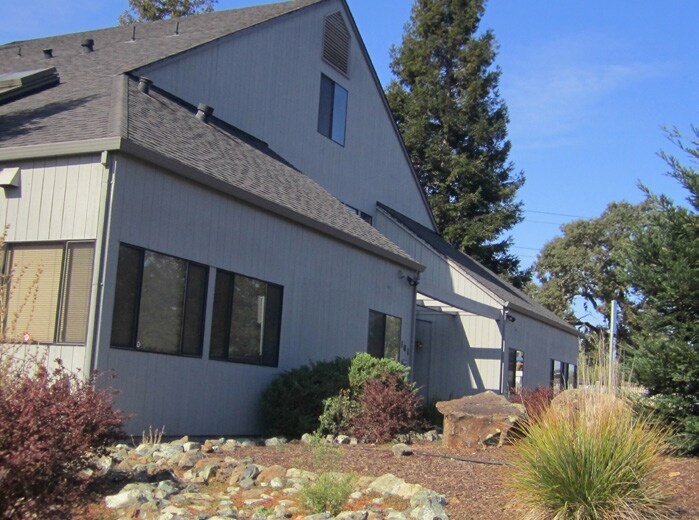 More Photos Of 101 Wikiup Dr, Santa Rosa Office For Lease