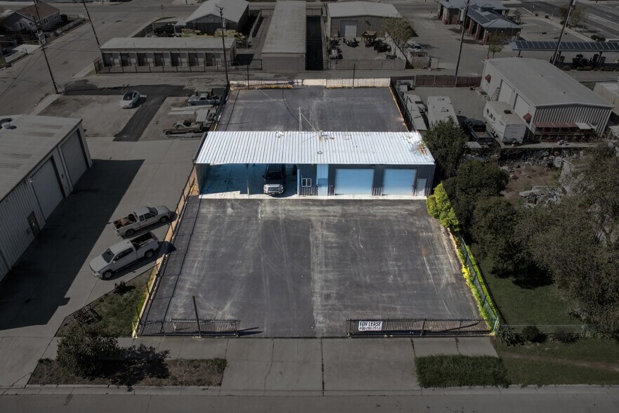 More Photos Of 1110 Ramirez St, Marysville Auto Dealership For Sale