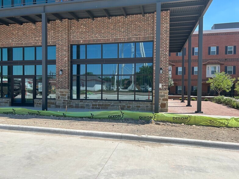 More Photos Of 8763 7th St, Frisco Restaurant For Sale