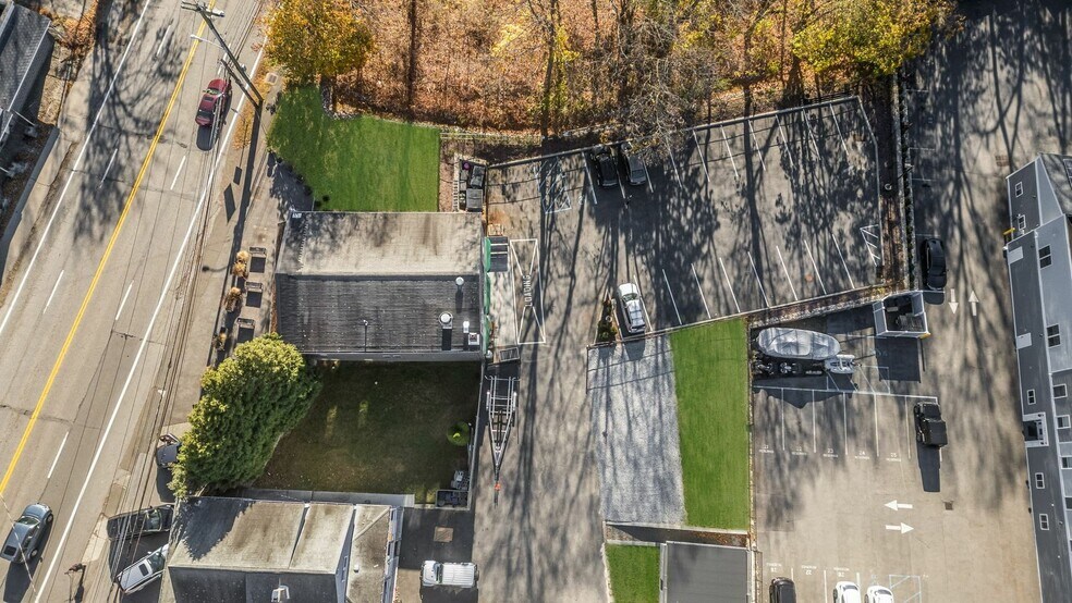 More Photos Of 873 N Broadway, White Plains Restaurant For Sale