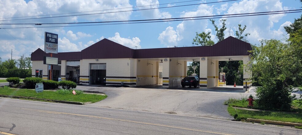 More Photos Of 126 Shoppers Dr, Winchester Carwash For Sale