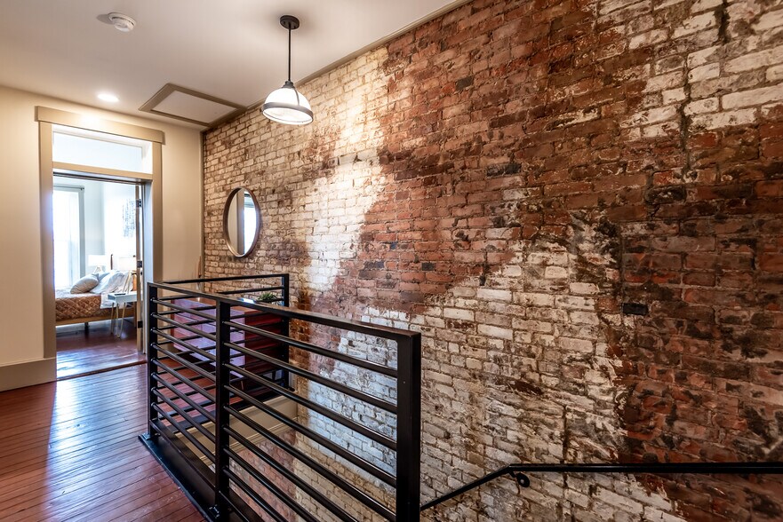 More Photos Of 320 N Mechanic St, Lebanon Multifamily For Sale