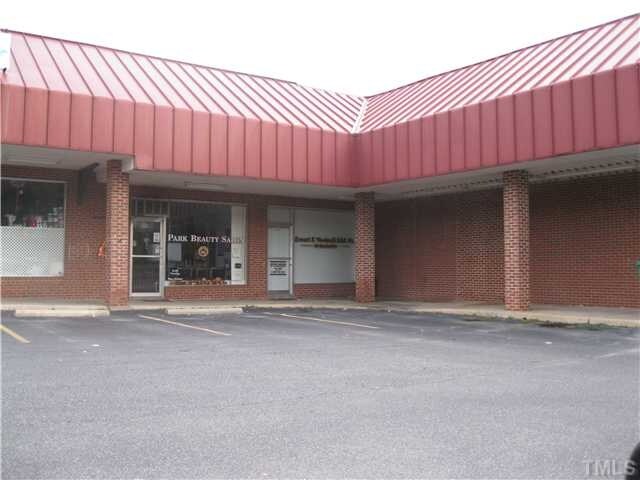 More Photos Of 502-520 W Raleigh St, Siler City Storefront For Lease
