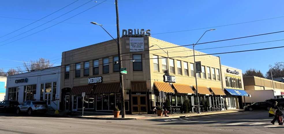 Primary Photo Of 121 W 63rd St, Kansas City Freestanding For Lease