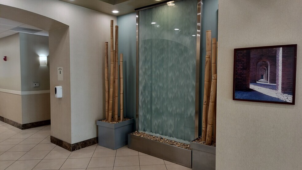 More Photos Of 5803 NW 151st St, Miami Lakes Office For Sale