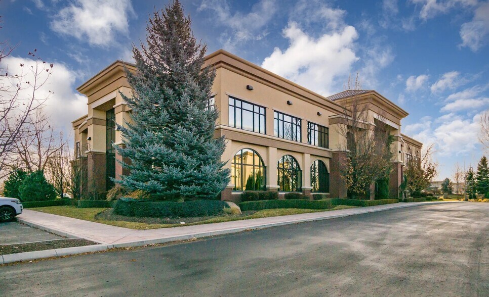 More Photos Of 851 E Hickory Ave, Meridian Office For Sale