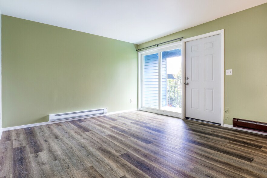 More Photos Of 720 Washington Ave N, Kent Apartments For Sale