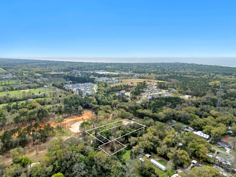 More Photos Of 18874 Section St, Fairhope Restaurant For Sale