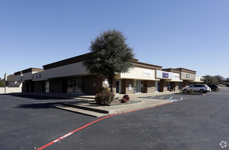 More Photos Of 508 W Lookout Dr, Richardson General Retail For Sale