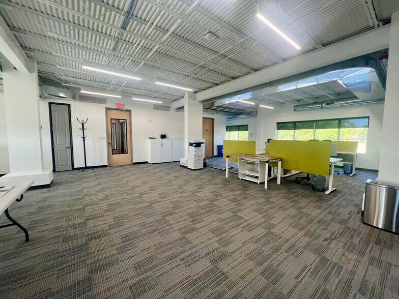 More Photos Of 1119 N Keystone Way, Carmel Medical For Lease