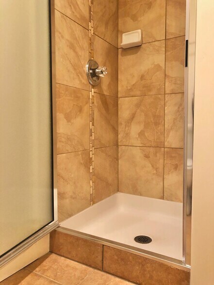 More Photos Of 2180 Ashby Ave, Berkeley Apartments For Sale