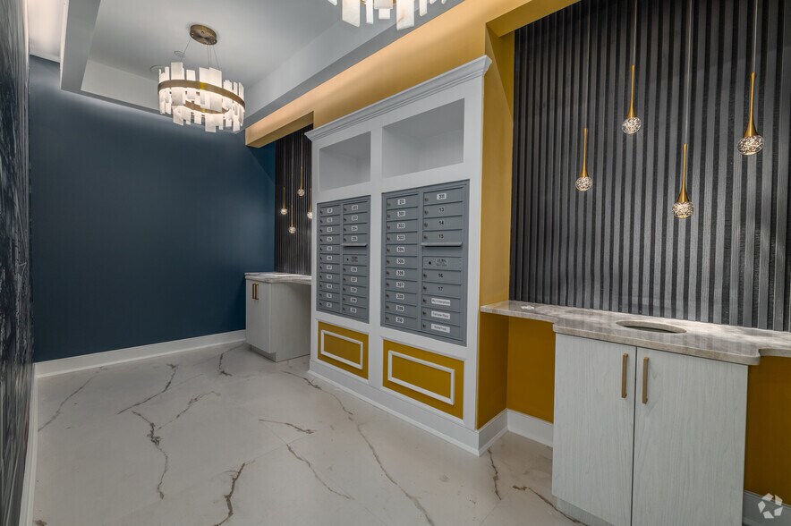 More Photos Of 106-108 Montgomery St, Bloomfield Apartments For Sale