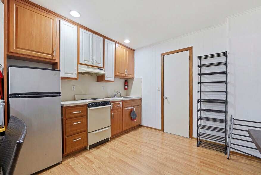 More Photos Of 598 Van Houten Ave, Clifton Storefront Retail Residential For Sale