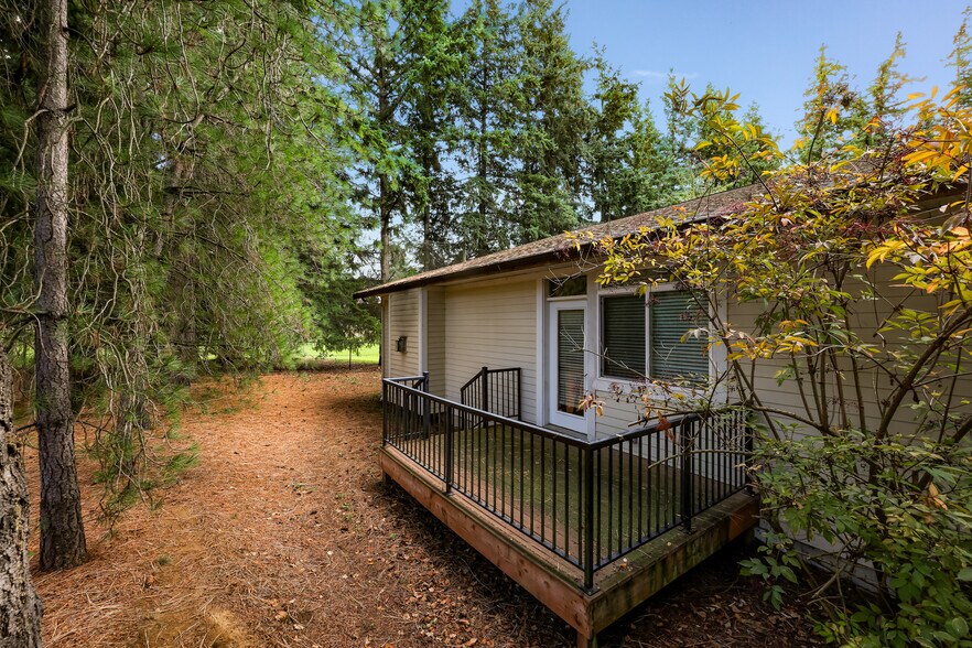 More Photos Of 918 Citadel Dr, Everson Multifamily For Sale