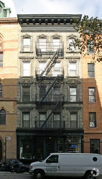Primary Photo Of 217 E 83rd St, New York Apartments For Lease