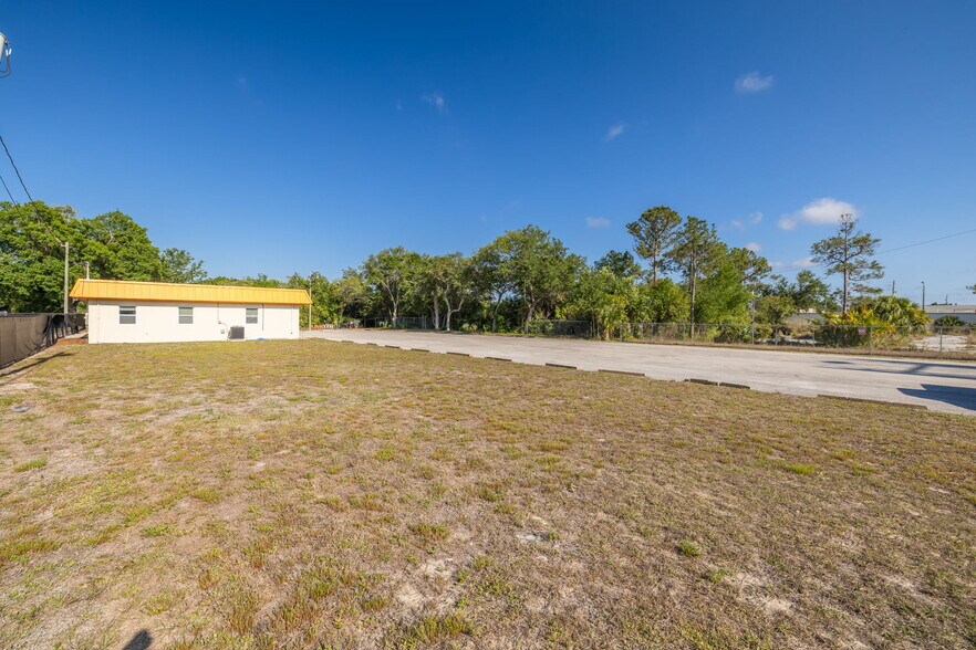 More Photos Of 2312 US Highway 19, Holiday Office For Sale