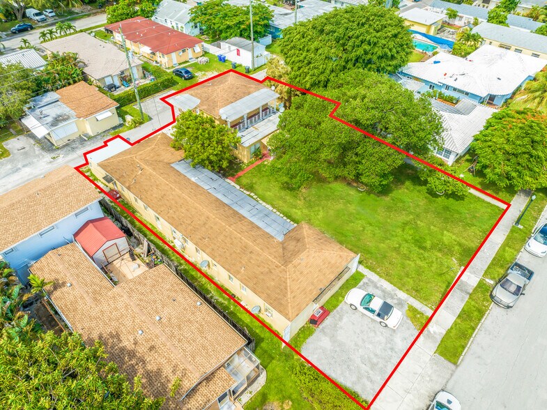 Primary Photo Of 1943-1947 Buchanan St, Hollywood Apartments For Sale