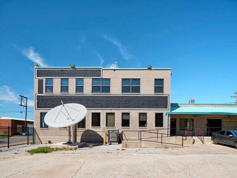 More Photos Of 18 N Klein Ave, Oklahoma City Freestanding For Lease