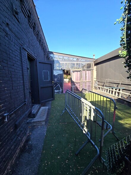 More Photos Of 1031 Grand St, Brooklyn Freestanding For Lease